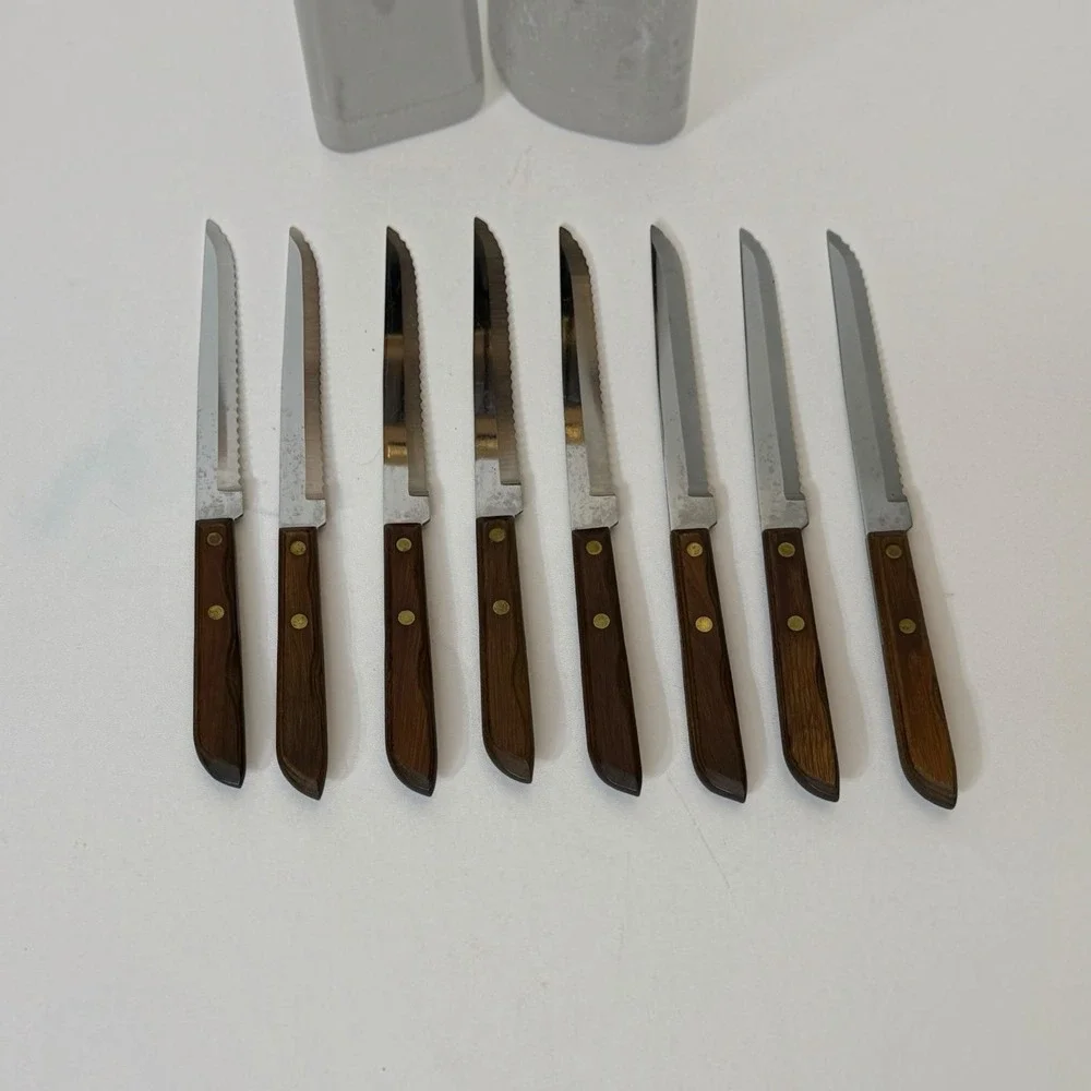 Town & Country Fleetwood Handle Set of 8 Steak Knives With Rack Vintage